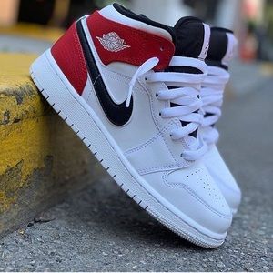 Meet your Posher, Eduardo